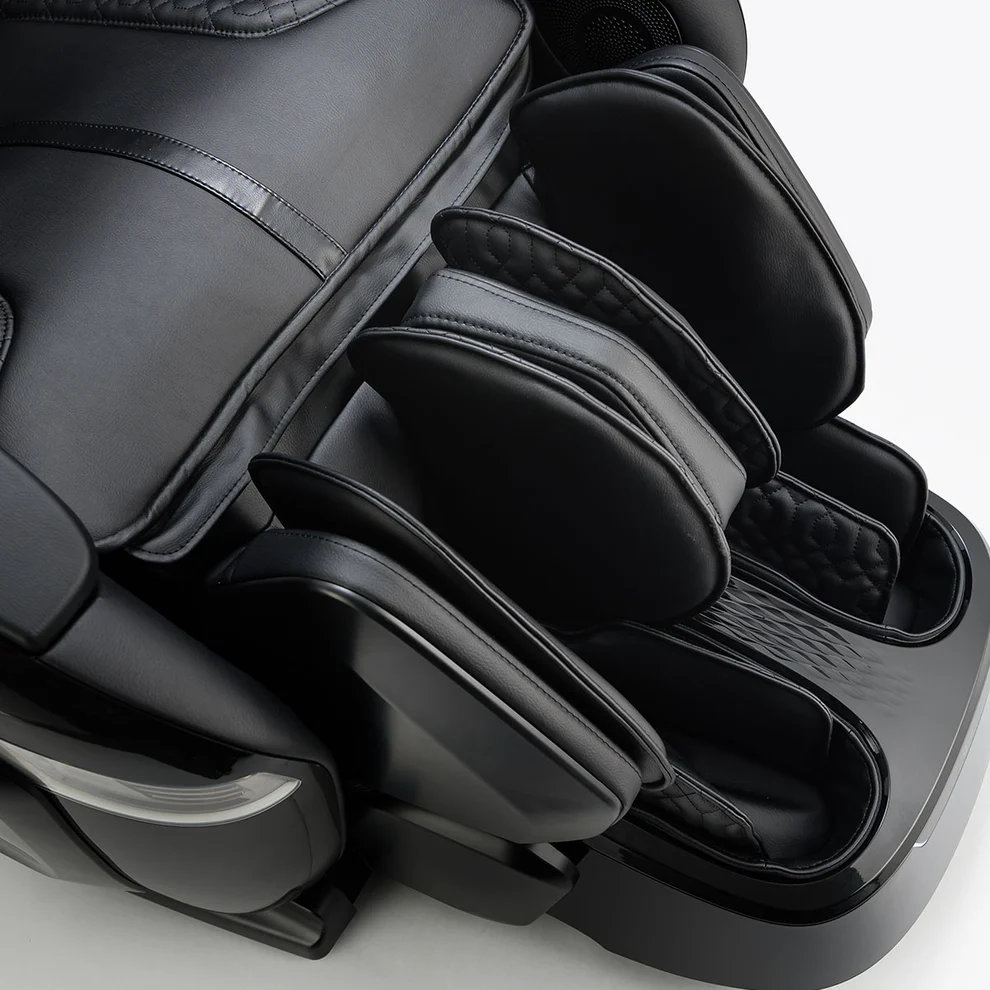 ogawa-biovision-massage-chair-black-black-top-view